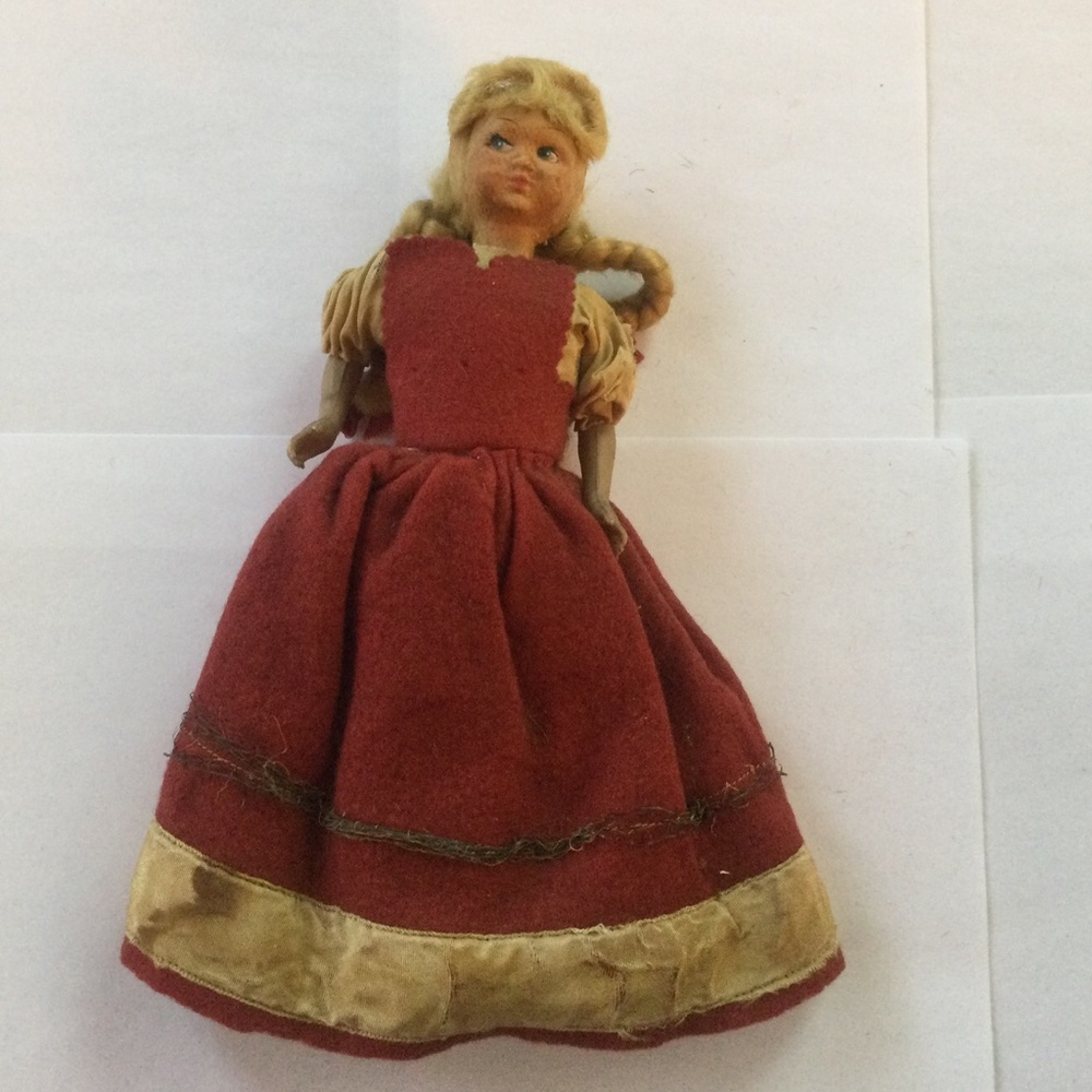 Antique Polish Doll with original clothes.